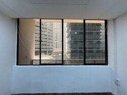International Plaza (D2), Office #530781631